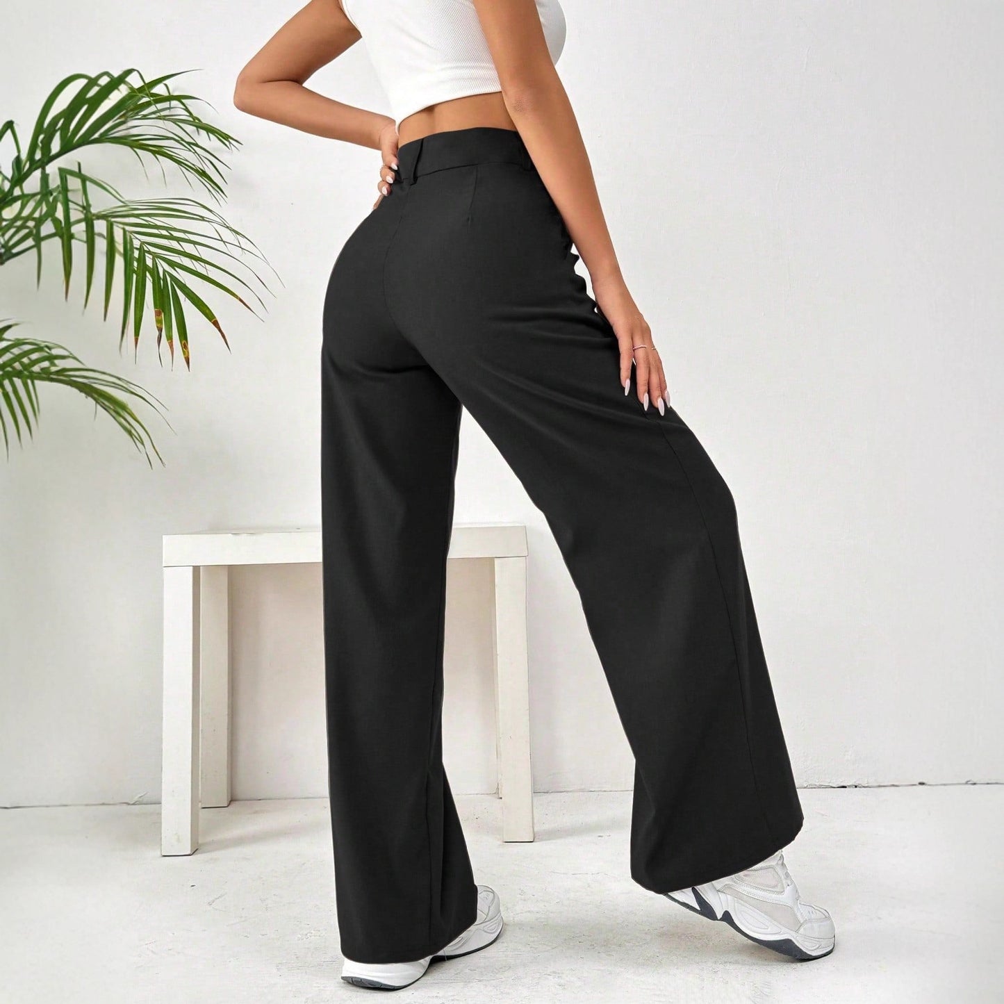 Linear Ease Straight-Leg Pants