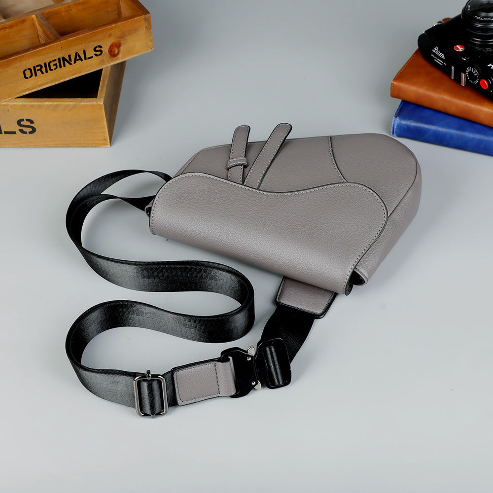 Cinder Saddle Crossbody Bag