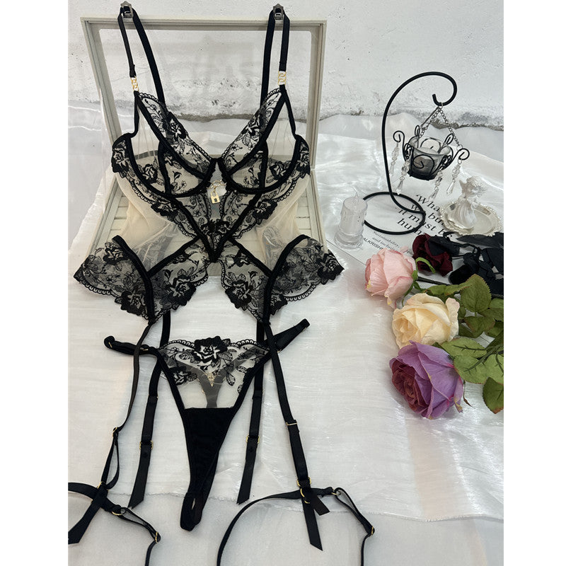 Sheer Lace 3-Piece Garter Set