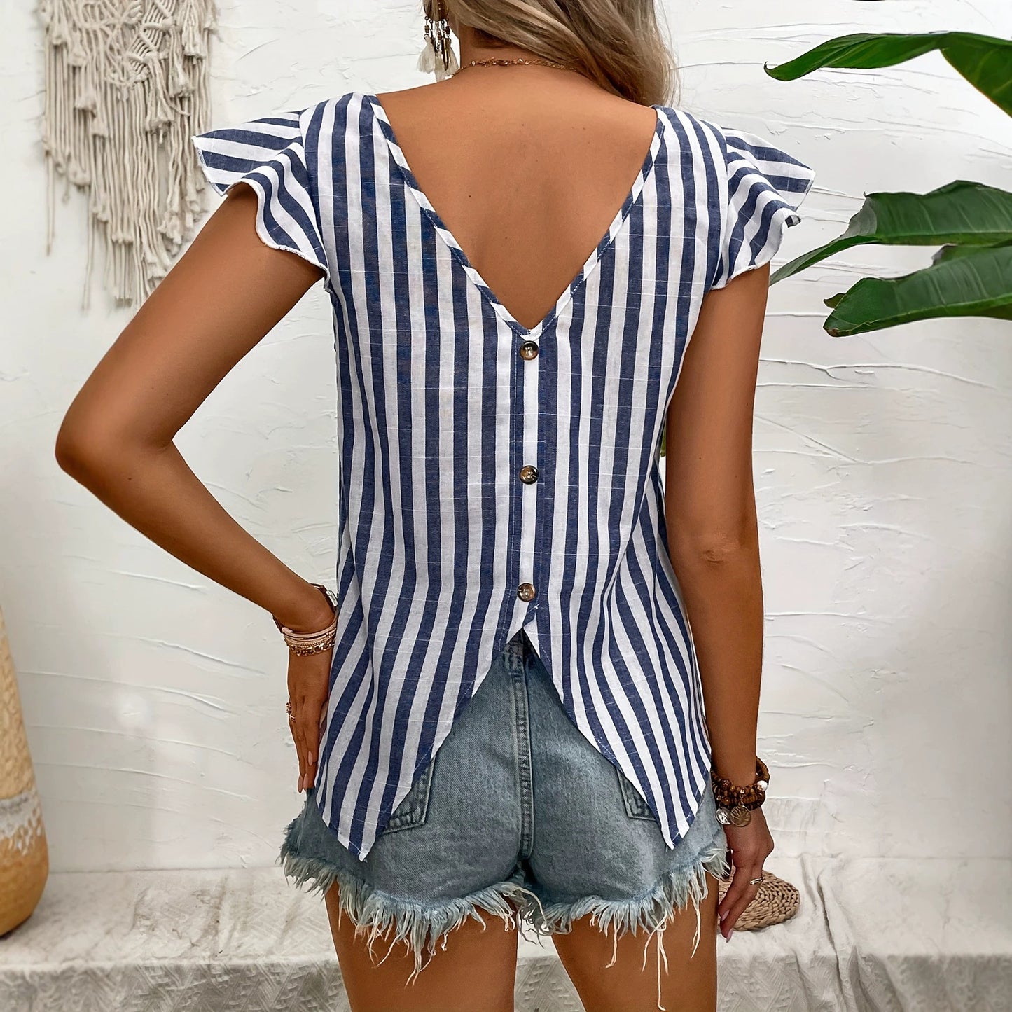 Rhythm V Tee