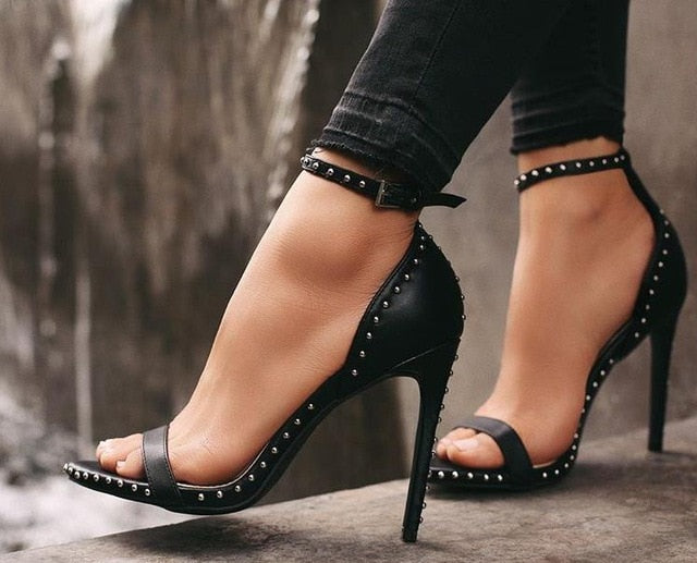 Apex Evening Pumps