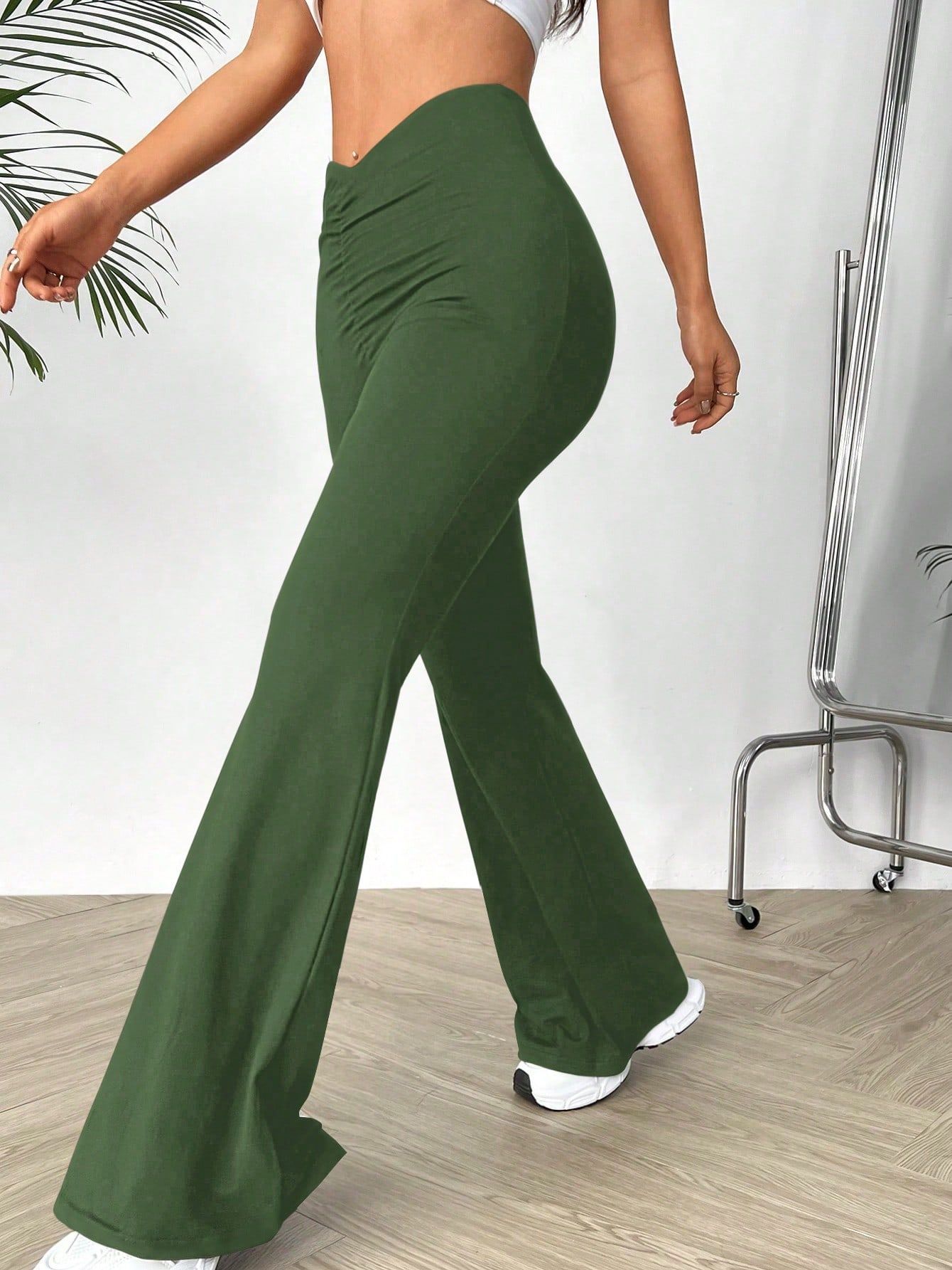 Contour Sculpt Trousers