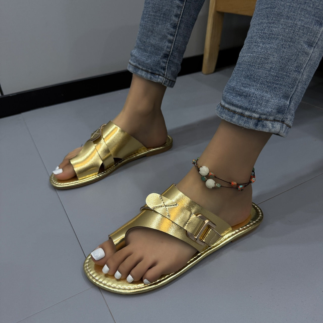 Sundrift Closed-Toe Slides