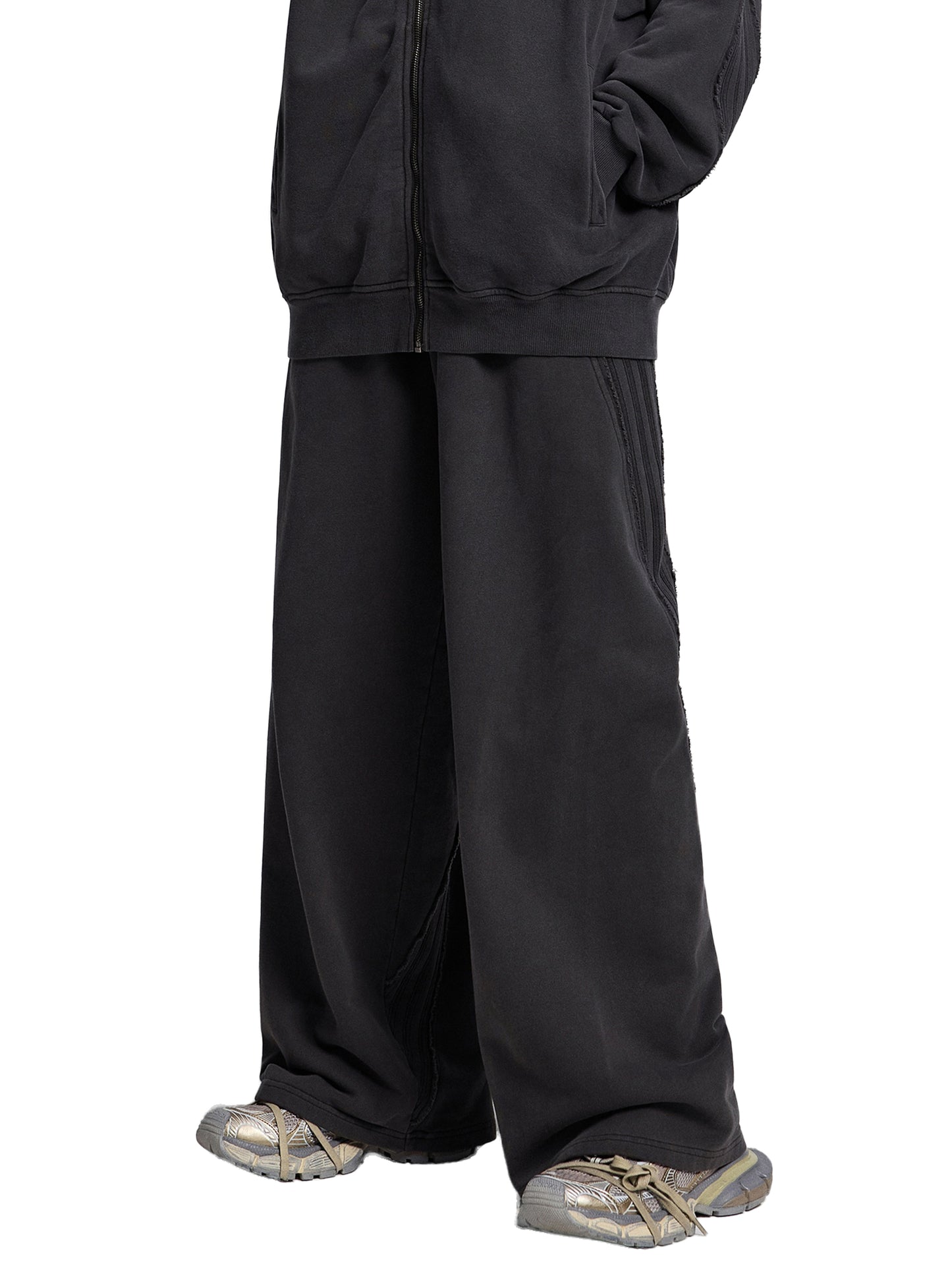 No 180 Snow Wash Raw Edge Sweatpants