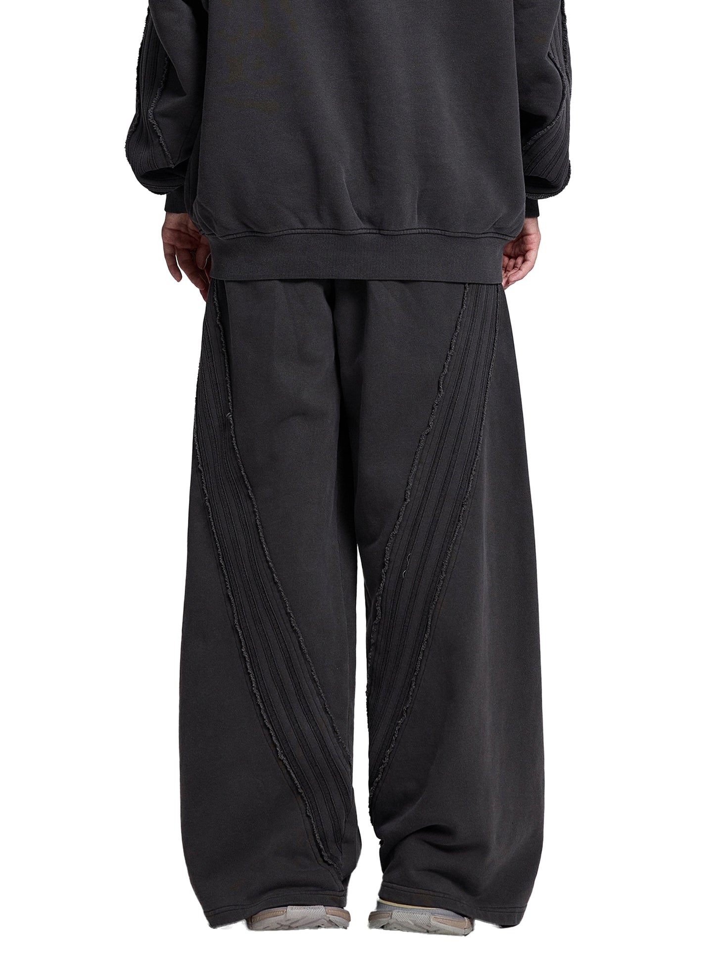No 180 Snow Wash Raw Edge Sweatpants